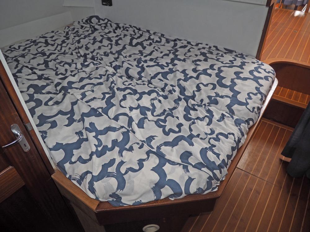 Cabin en avant, H&eacute;bergements